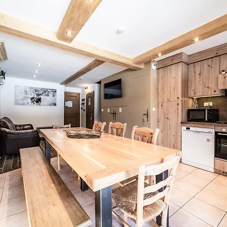 Triplex Avec Piscine - Sauna Chalet