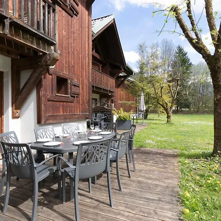 Triplex Avec Piscine - Sauna Chalet